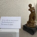 Exposition de Jacqueline Pomies et Jean-Pierre Chapuy dans l'ancienne église Saint-Gilles à Ambialet - invitation à être modèle